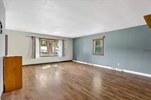 1804 Grant St, Beloit, WI 53511 - Photo 9