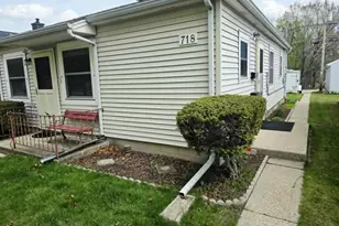 718 S 56th St, West Allis, WI 53214 - Photo 3