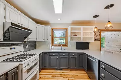 721 Overlook Terrace, DeForest, WI 53532 - Photo 15