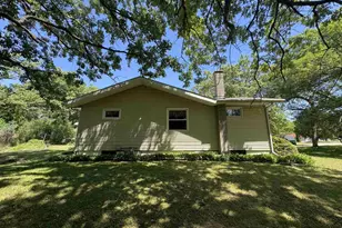 4529 E Palakwia Dr, Janesville, WI 53546 - Photo 5