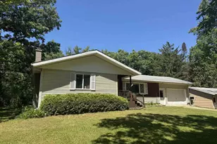4529 E Palakwia Dr, Janesville, WI 53546 - Photo 3