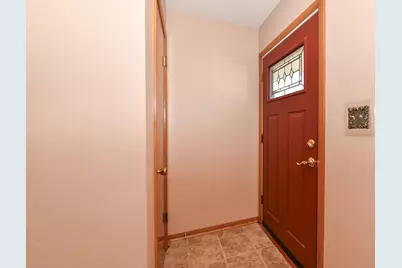 257 Mohawk Road, Janesville, WI 53545 - Photo 5