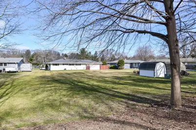 257 Mohawk Road, Janesville, WI 53545 - Photo 39
