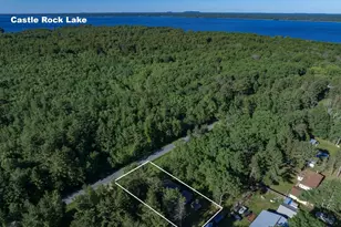 W4248 Wildwood Dr, Mauston, WI 53948 - Photo 3
