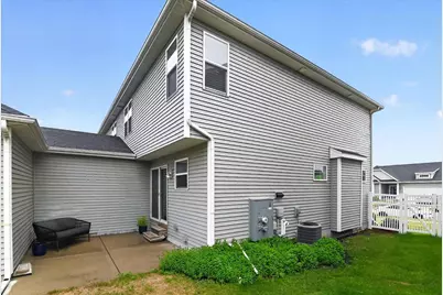 126 Alton Drive, Madison, WI 53718 - Photo 5