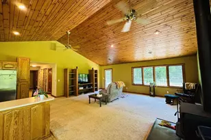 W3591 Twin Ln, Redgranite, WI 54970 - Photo 5