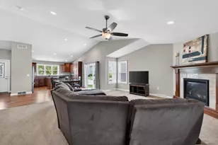 2846 Hazelnut Trail, Sun Prairie, WI 53590 - Photo 13