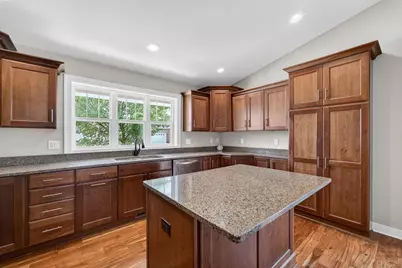 2846 Hazelnut Trail, Sun Prairie, WI 53590 - Photo 5