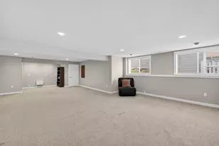 2846 Hazelnut Trail, Sun Prairie, WI 53590 - Photo 33