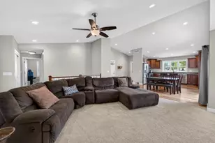 2846 Hazelnut Trail, Sun Prairie, WI 53590 - Photo 9