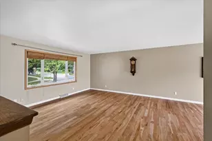 1401 Frisch Rd, Madison, WI 53711 - Photo 13