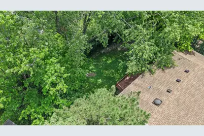 2403 Maywood Circle, Middleton, WI 53562 - Photo 39