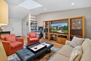 1529 Golf View Rd, Madison, WI 53704 - Photo 5