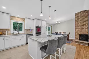 1133 Frisch Rd, Madison, WI 53711 - Photo 9