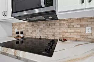 1133 Frisch Rd, Madison, WI 53711 - Photo 11