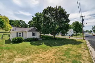 403 North St, Argyle, WI 53504 - Photo 33