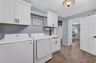 8 Darien Cir, Madison, WI 53717 - Photo 23