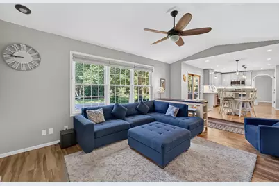 8 Darien Circle, Madison, WI 53717 - Photo 17