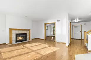 1233 Velvet Leaf Dr, Madison, WI 53719 - Photo 9