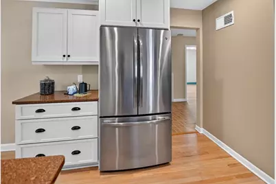 4105 Chippewa Drive, Madison, WI 53711 - Photo 7