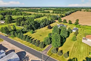 782 Center Rd, Stoughton, WI 53589 - Photo 69