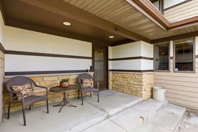8901 Timber Wolf Trail, Madison, WI 53717 - Photo 7