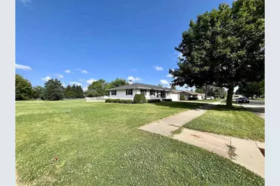 105 N Willard Avenue, Janesville, WI 53548 - Photo 13