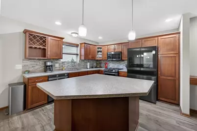 8918 Silkwood Trail, Madison, WI 53593 - Photo 9