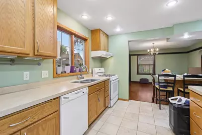7008 Elmwood Avenue, Middleton, WI 53562 - Photo 9
