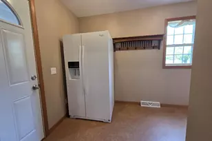 W7918 Payton Dr, Pardeeville, WI 53954 - Photo 17