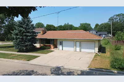 1207 23rd Street, Monroe, WI 53566 - Photo 3