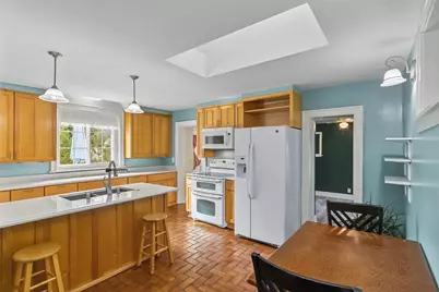 319 W Franklin Street, Portage, WI 53901 - Photo 11