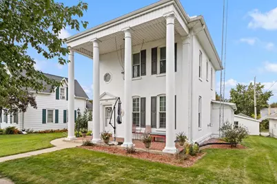 319 W Franklin Street, Portage, WI 53901 - Photo 1