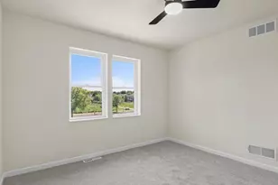 2810 Big Bluestem Pkwy, Fitchburg, WI 53711 - Photo 17