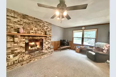 311 Maple Heights Road, Marshall, WI 53559 - Photo 7