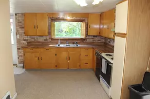 708 N Central Ave, Crandon, WI 54520 - Photo 15