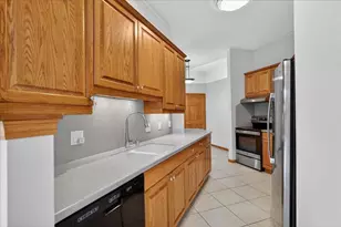 5418 Old Middleton Rd, Madison, WI 53705 - Photo 13