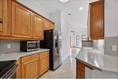 5418 Old Middleton Road #301, Madison, WI 53705 - Photo 9