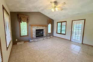 2716 12 Oaks Dr, Milton, WI 53563 - Photo 17