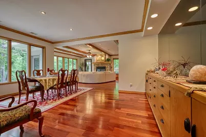 811 Farwell Drive, Madison, WI 53704 - Photo 9
