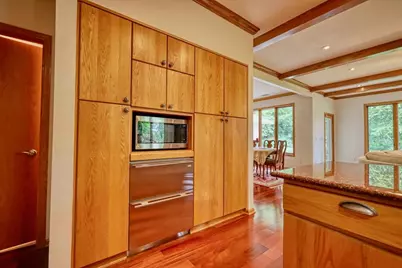 811 Farwell Drive, Madison, WI 53704 - Photo 19