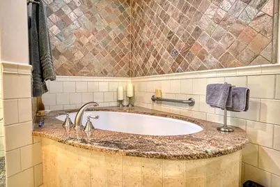 811 Farwell Drive, Madison, WI 53704 - Photo 31