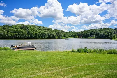 17958 Hidden Valley Lane, Argyle, WI 53504 - Photo 7