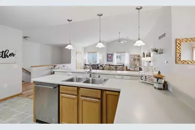 245 Alpine Meadow Circle, Oregon, WI 53575 - Photo 17