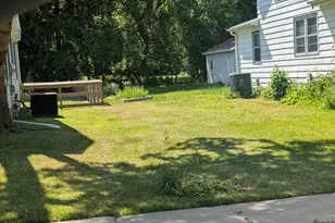 330 S Whiton St, Whitewater, WI 53190 - Photo 3
