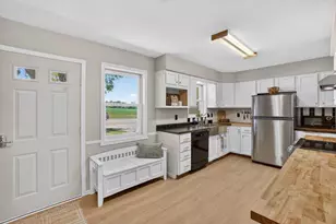 1156 12th St, Baraboo, WI 53913 - Photo 5
