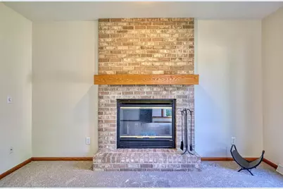 6413 Dylyn Drive, Madison, WI 53719 - Photo 5