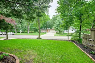 207 S Owen Dr, Madison, WI 53705 - Photo 39