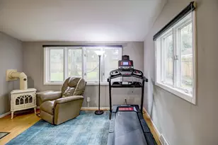 207 S Owen Dr, Madison, WI 53705 - Photo 17