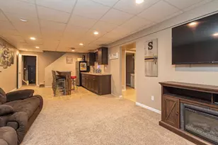 811 S Madison St, Cuba City,  53807 - Photo 21